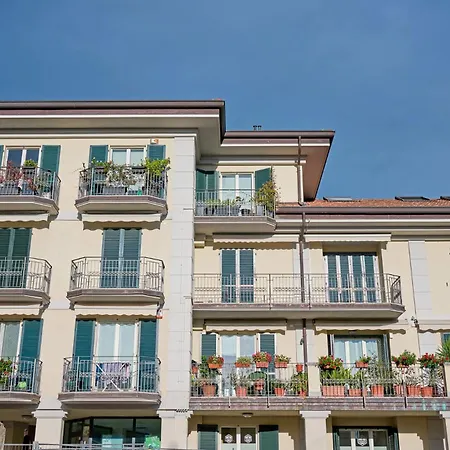 Tra La Rocca E Il Lejlighed *